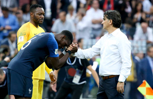 稳健中投！莱昂纳德出战40分钟 20中10&三分4中2得到25分10板.