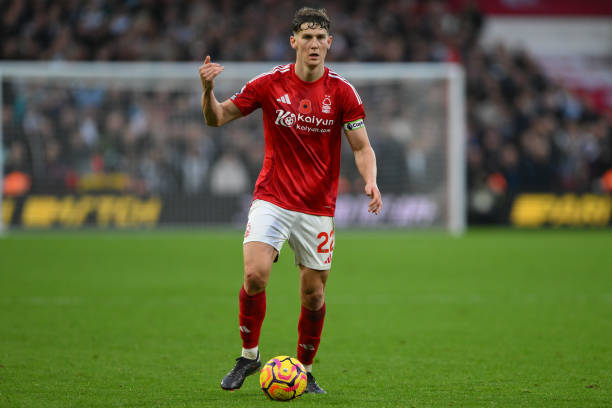 场上纠纷 场上纠纷